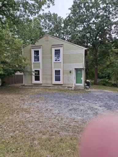 Main picture of 472 Jarvis Rd