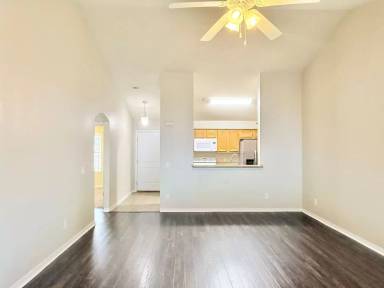 Main picture of 5009 Makenna Cir