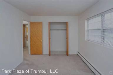 Main picture of 2821 Parkman Rd NW
