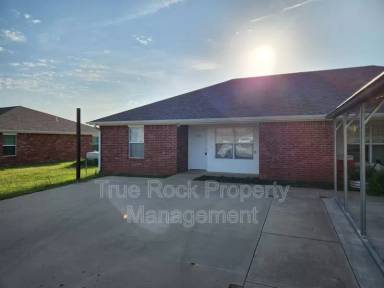 Main picture of Davis Duplexes