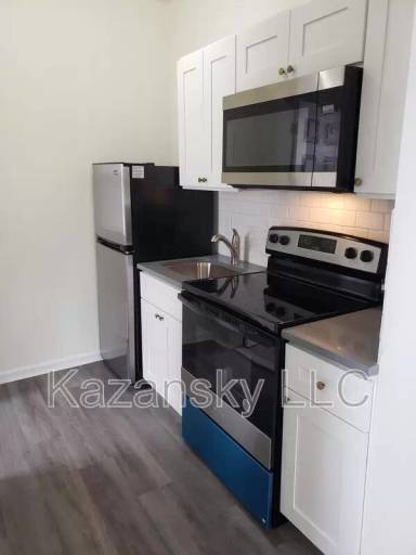 Main picture of 5625 Sprague St