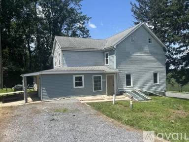 Main picture of 5476 Lincoln Hwy