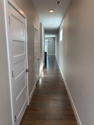 Main picture of 332 E Wayno Way