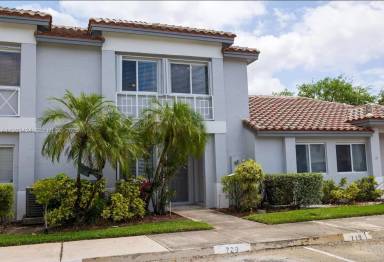 Main picture of 719 NW 208th Way