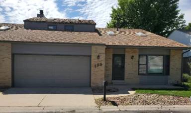 Main picture of 144 Willow Pl S