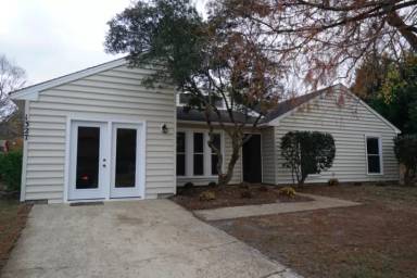 Main picture of 1315 Cypress Pl