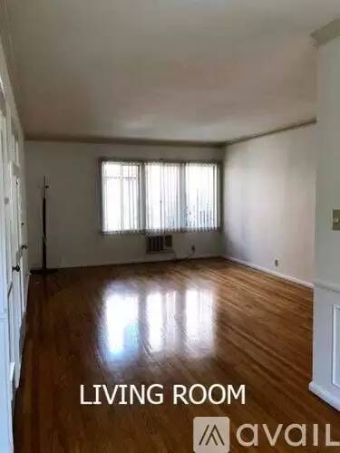 Main picture of 833 S Le Doux Rd