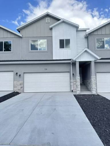 Main picture of 719 N 160 E