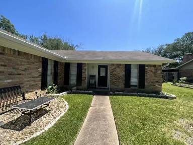 Main picture of 309 Patricia Dr