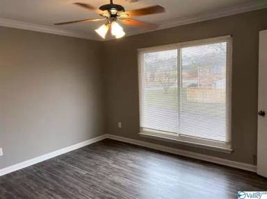 Main picture of 2018 Hobbs Road SE - 3