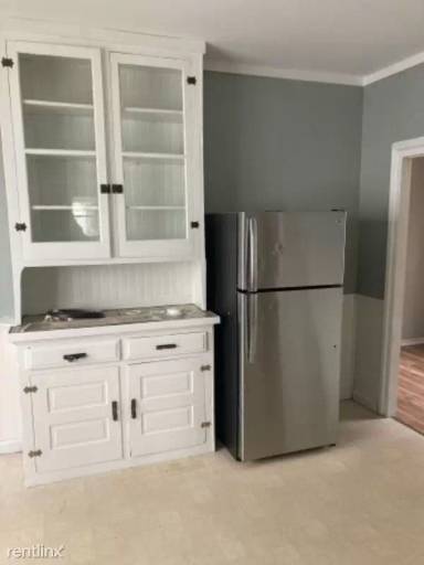 Main picture of 52 Gorski St