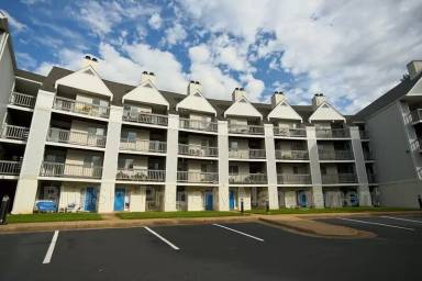 Main picture of Cedars Court Condominiums