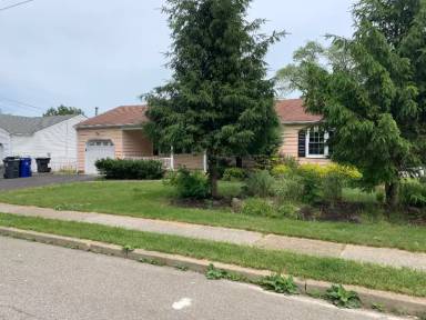 Main picture of 617 Garfield Ave