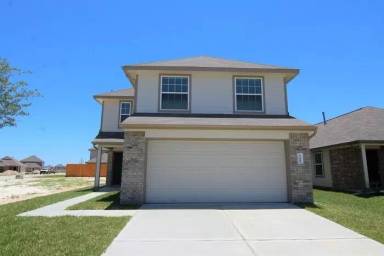 Main picture of 24415 Rossi Gardens Cir