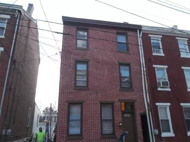 Main picture of 408 E Moore St