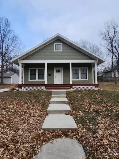 Main picture of 628 S Lucas St
