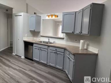 Main picture of 1521 Commodore Ct