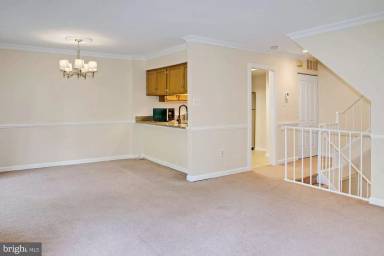 Main picture of 18632 Pier Point Pl