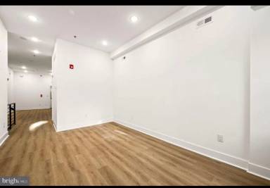 Main picture of 2104 N 8th St