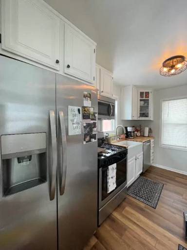 Main picture of 903 Western St
