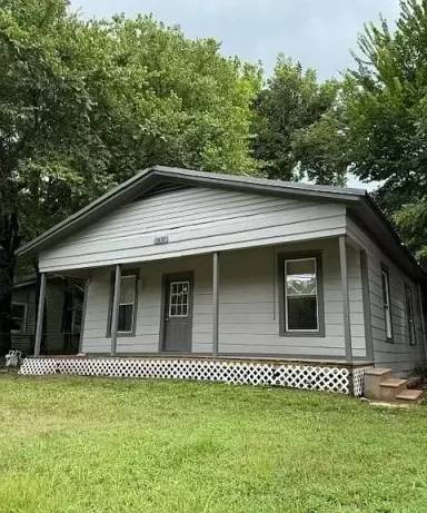 Main picture of 1837 W Houston St