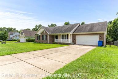 Main picture of 6401 Coachmans Way