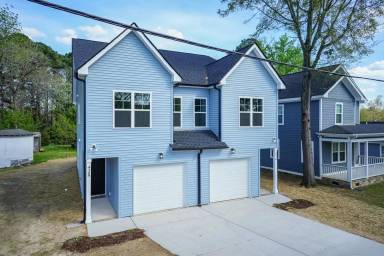 Main picture of 428 N Allen Rd