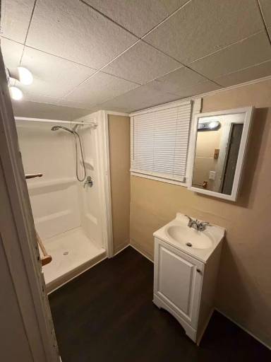 Main picture of 12 Hutchins St