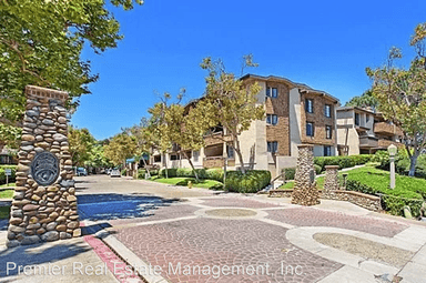 Main picture of 8870 Villa La Jolla Dr