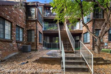 Main picture of 812 S Vance St