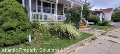 Main picture of 76 Holman St