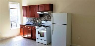 Main picture of 3 Avenue S