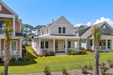 Main picture of 8092 Laurel Ash Ave