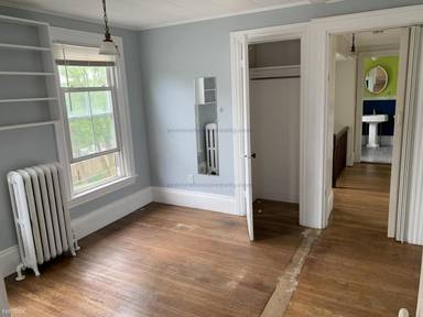 Main picture of 54 Jefferson St