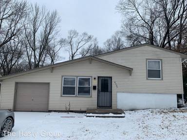 Main picture of 8507 E 111th St