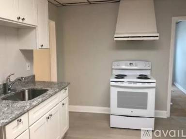Main picture of 326 Ferry St