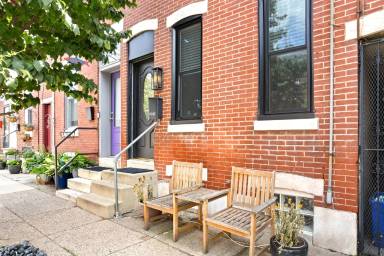 Main picture of 2225 Taggert St