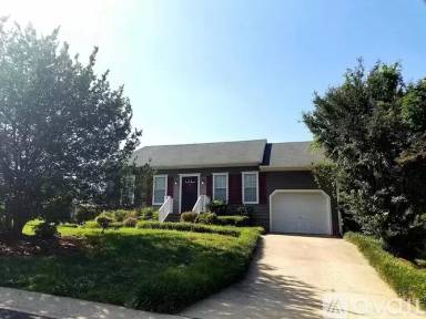 Main picture of 1815 Collier Dr