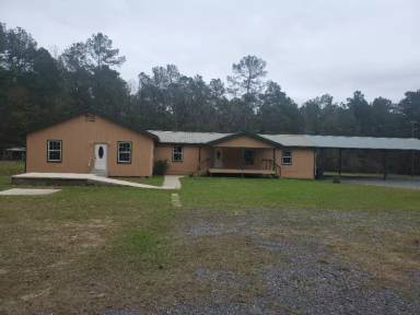 Main picture of 452 Lewis Perkins Rd