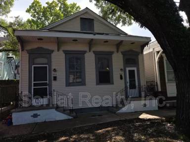 Main picture of 914 N Dorgenois St