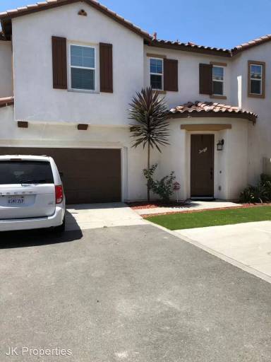 Main picture of 1315 Cathedral Oaks Rd