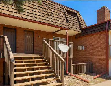 Main picture of 5491 E Warren Ave
