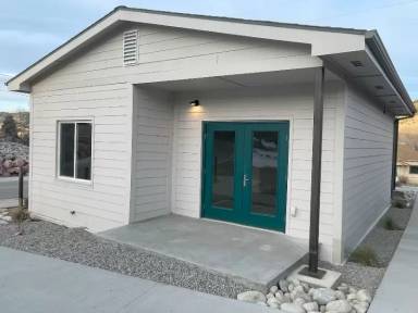 Main picture of 747 W 3rd St