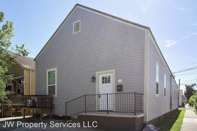 Main picture of 539 S Scott St