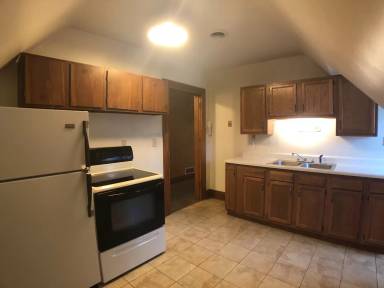 Main picture of 598 E Maiden St