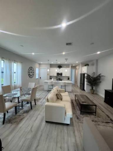 Main picture of 5820 Jasper Way