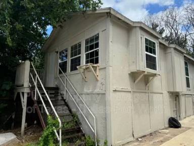 Main picture of 2932 Haynie St
