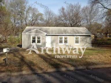 Main picture of 6000 Corona Ave