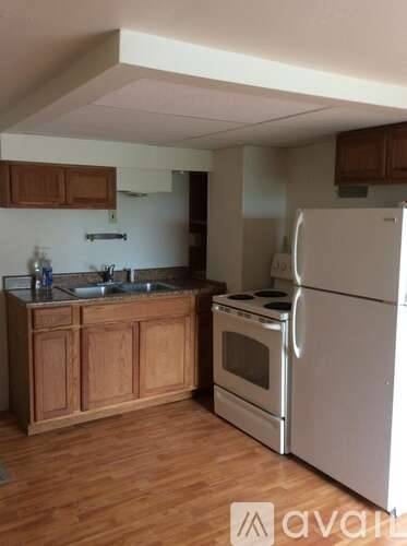 Main picture of 37 Biggs Ln
