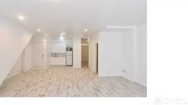 Main picture of 31 Havemeyer St